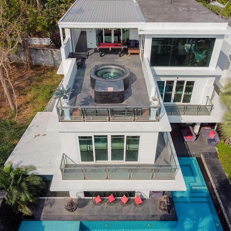 Villas In Pattaya Джомтьен Экстерьер фото